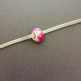 Lila virágos charm 