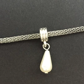 Függő csepp alakú charm  Függő csepp alakú charm